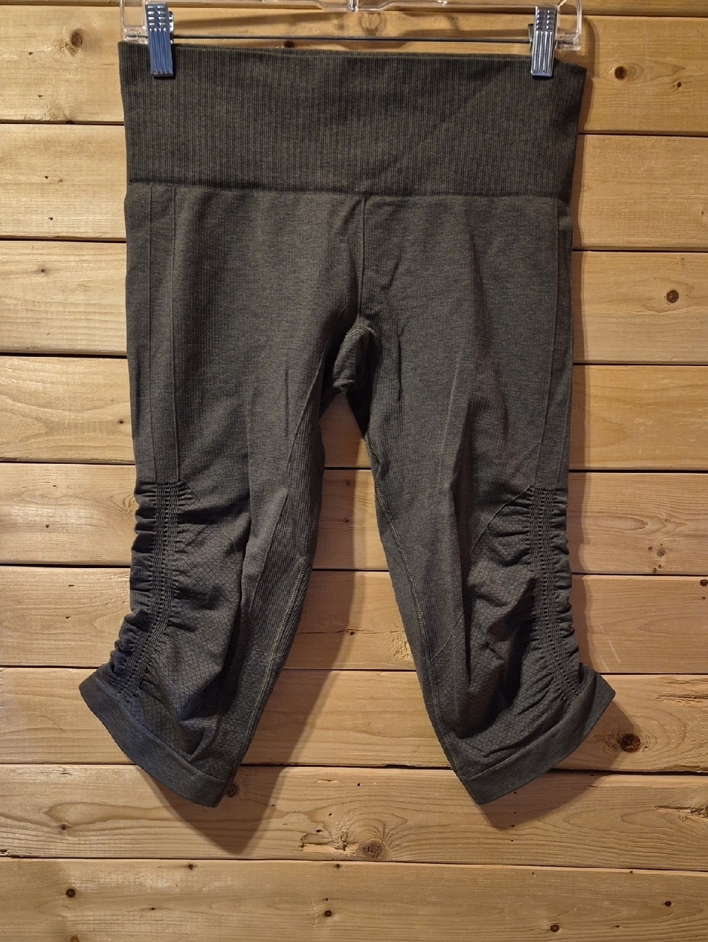 Womens Lululemon In The Flow Crop Leggings Size 6 Scrunch